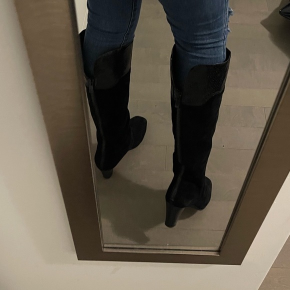 Black boots - Picture 2 of 4